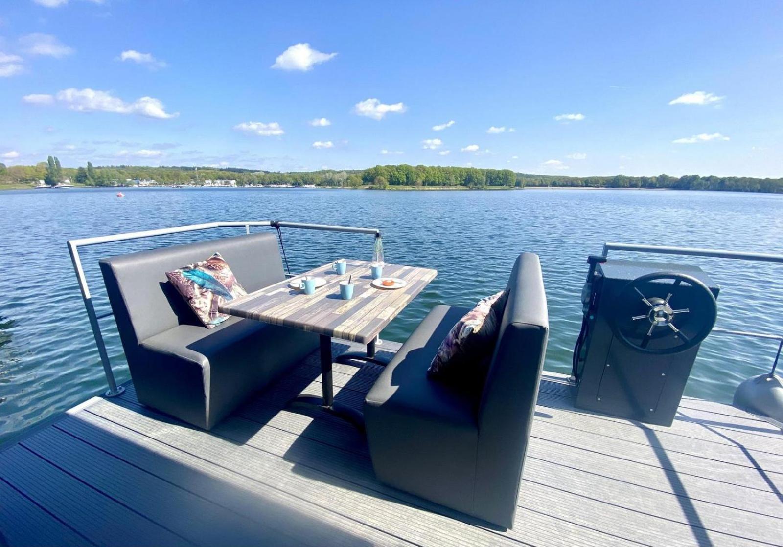 Houseboat Marina Mookerplas 4-6 Persons Plasmolen エクステリア 写真